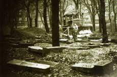 devastace hřbitova v 60. letech